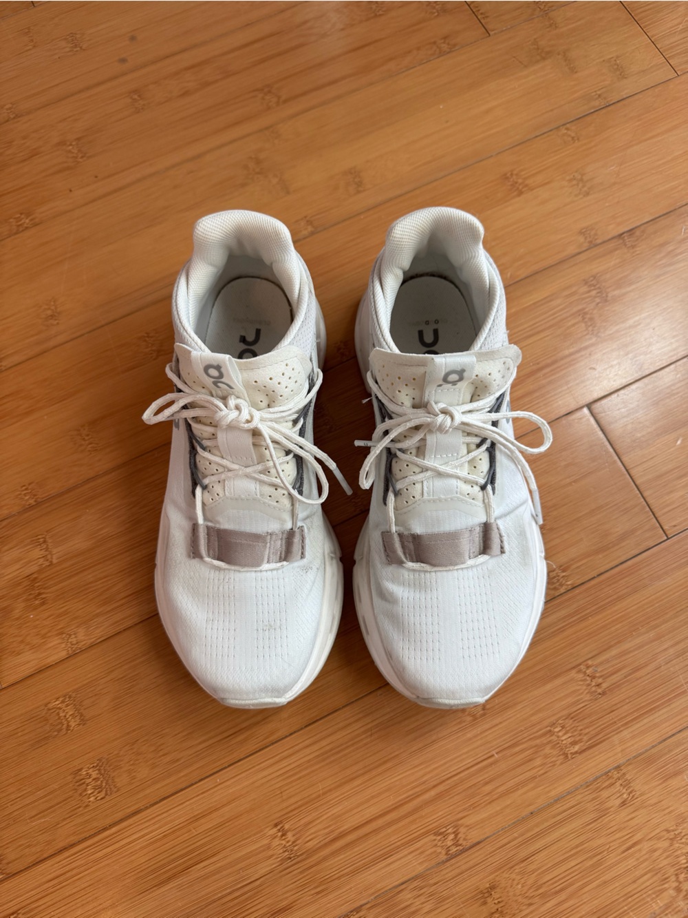On Cloud Cloudnova White Women's Athletic Sneakers - Lightweight Comfort 7.5